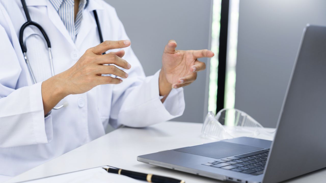 Benefits-of-Working-with-Oklahoma-Medical-Marijuana-Doctors-Online