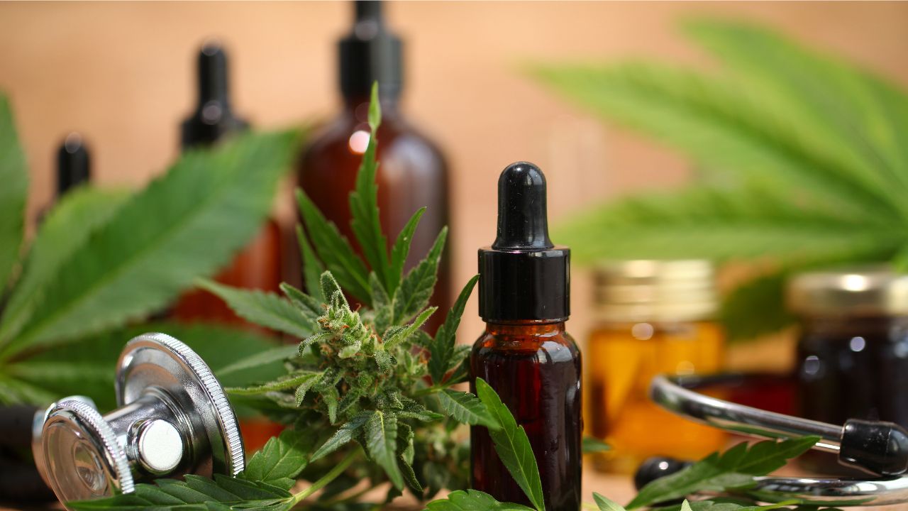 Exploring-the-Therapeutic-Benefits-and-Navigating-Oklahoma-Cannabis-Culture